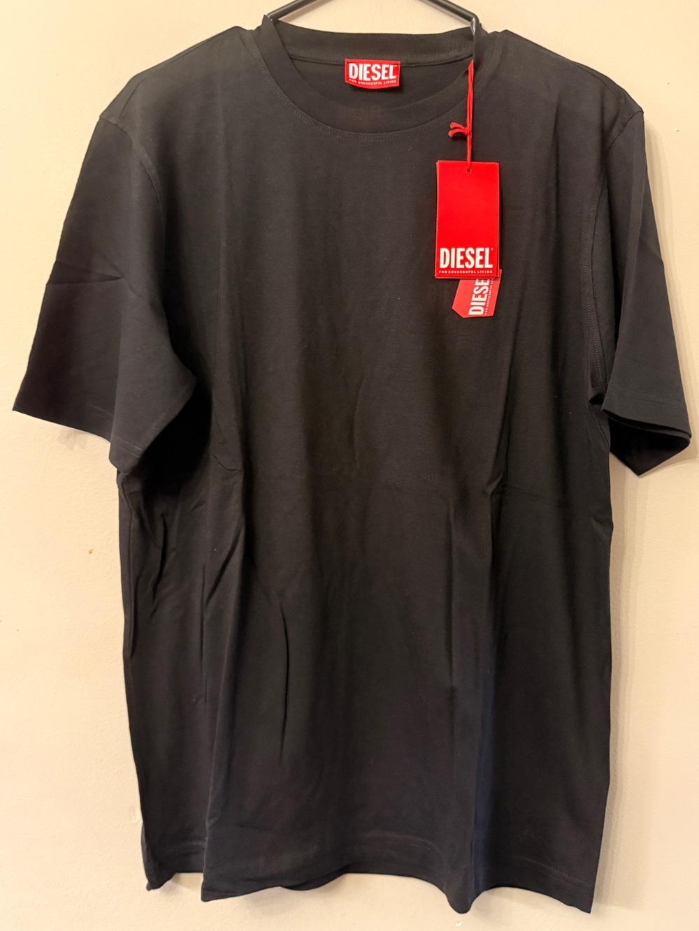 DIESEL Men's Black Crew Neck T-Shirt(brand new)